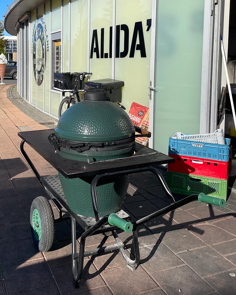 Big Green Egg bij Alidas Smulpaleis